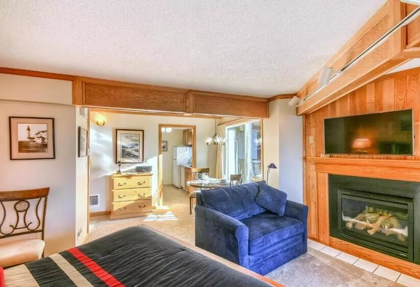 Hotelli Little Creek Cove Beach Resort