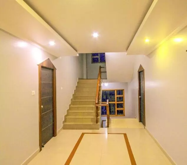 Отель Pong View