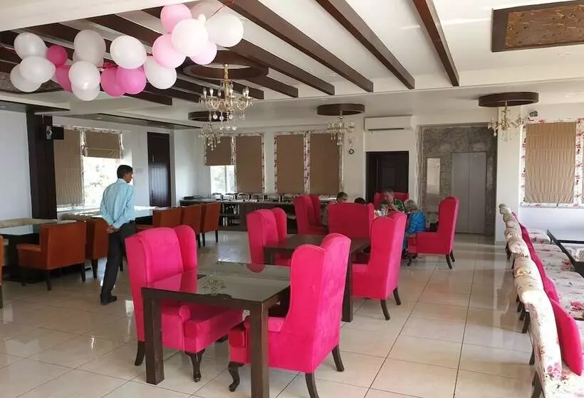 Отель Pong View