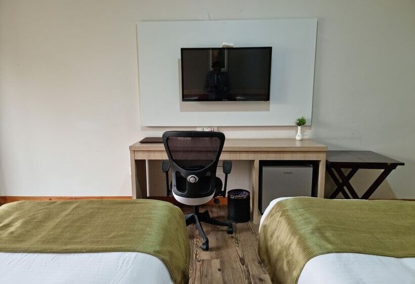 هتل Nirvana By Luxury International