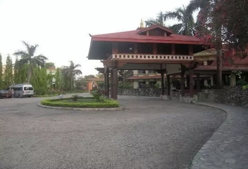 هتل Nirvana By Luxury International