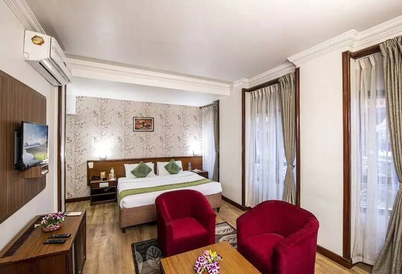 هتل Nirvana By Luxury International