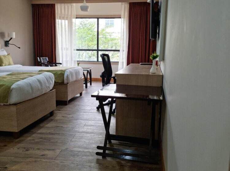 هتل Nirvana By Luxury International