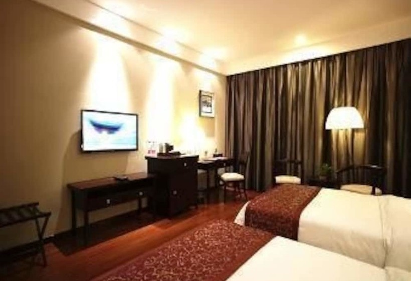 Hotel Ramada Suzhou Luzhi