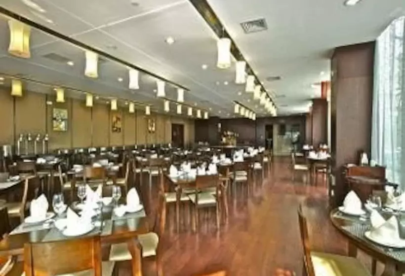 호텔 Ramada Suzhou Luzhi