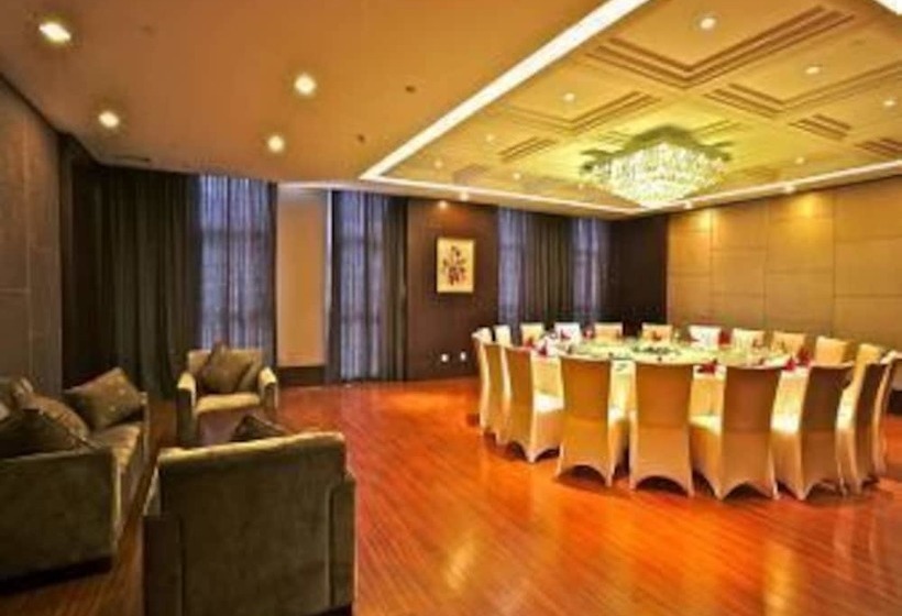 Hotel Ramada Suzhou Luzhi