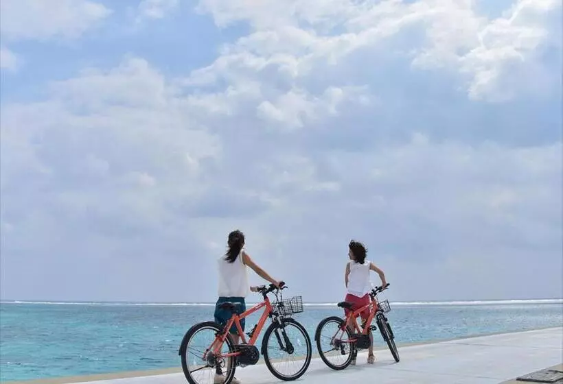 Отель Shigira Bayside Suite Allamanda