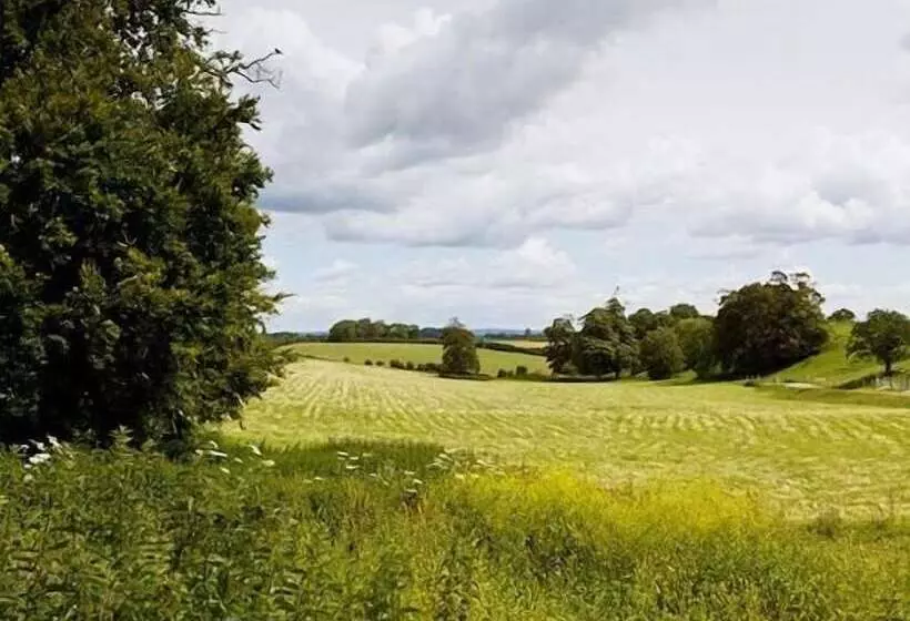 בית מלון כפרי The Blacksmiths Arms