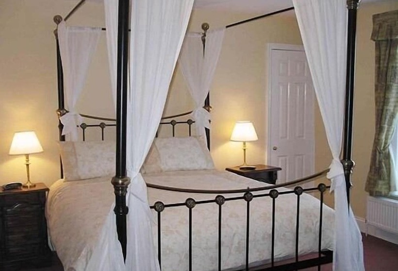 호텔 The Blacksmiths Arms