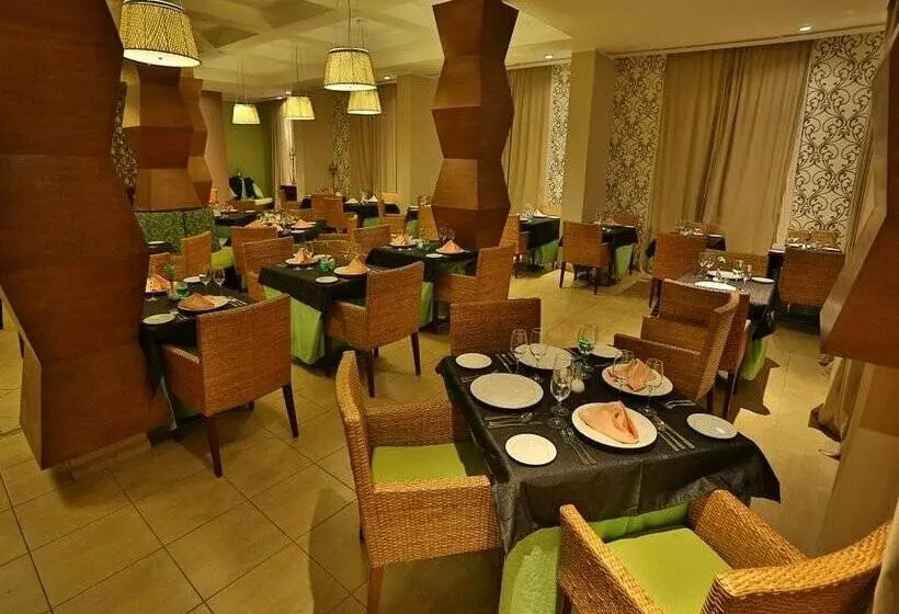 هتل Valentin Perla Blanca - Adults Only