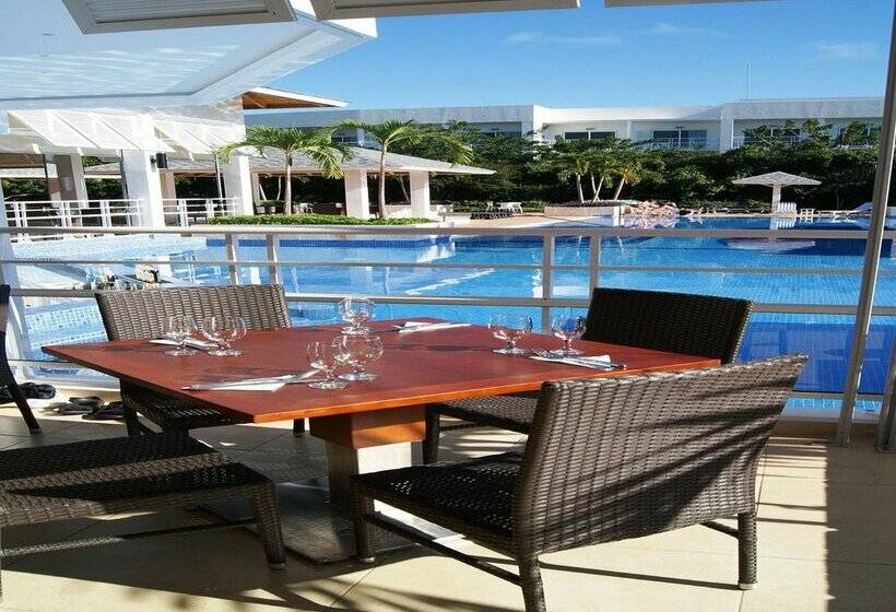 هتل Valentin Perla Blanca - Adults Only