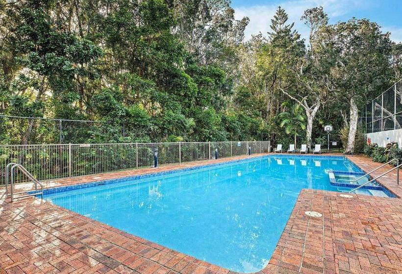 Pacific Towers Beach Resort