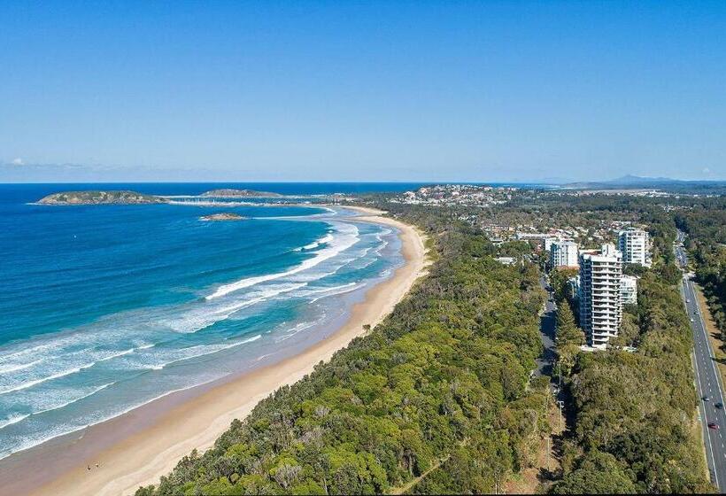 Pacific Towers Beach Resort