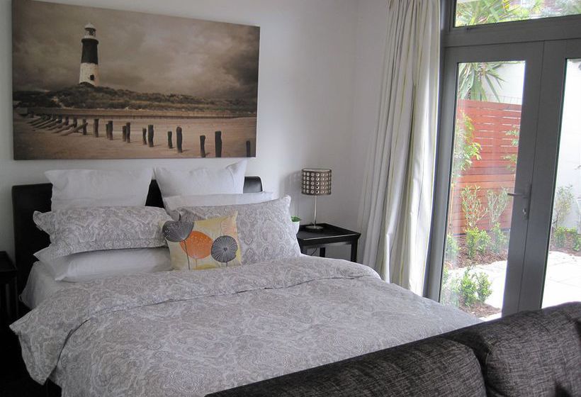 Пансион Acorns Wellington