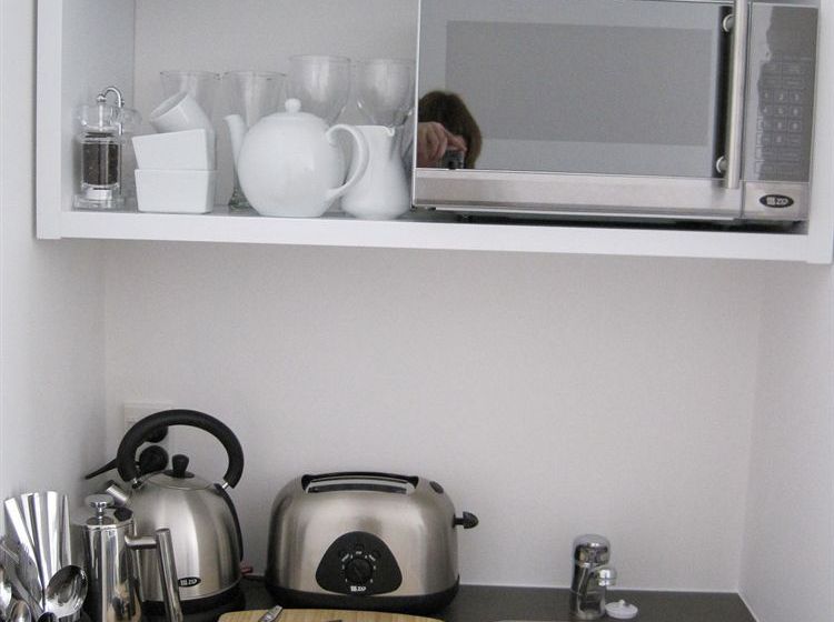 Пансион Acorns Wellington