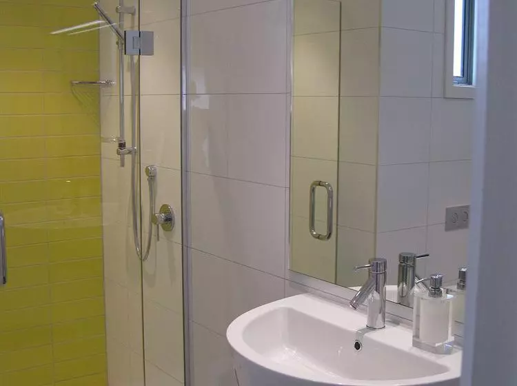 Пансион Acorns Wellington