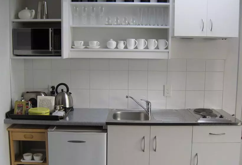 Пансион Acorns Wellington