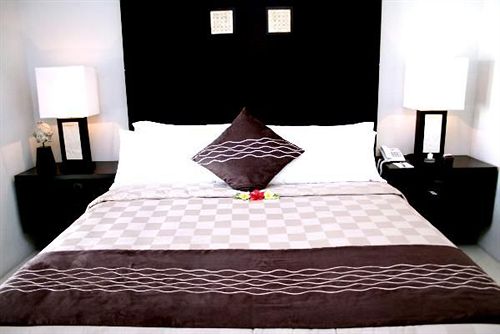 פנסיון Anika Guest House