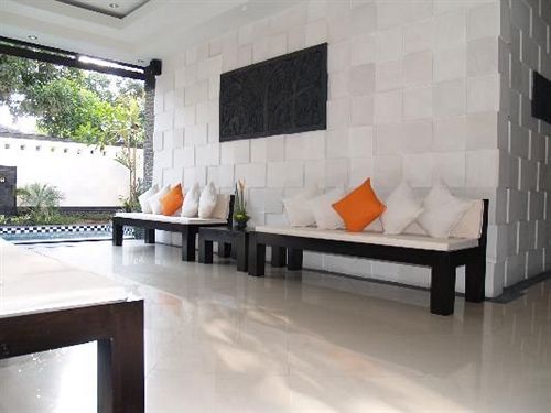 פנסיון Anika Guest House