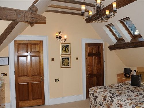 بنسيون Colton House