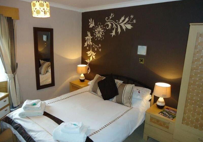 ペンション Riviera Guesthouse