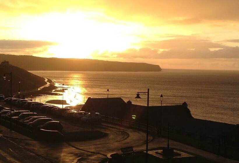 ペンション Riviera Guesthouse