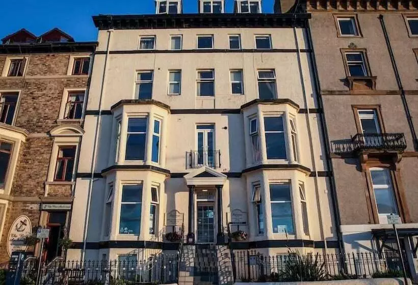 ペンション Riviera Guesthouse