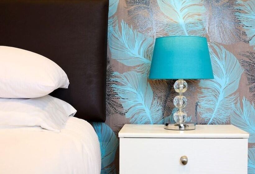 ペンション Riviera Guesthouse