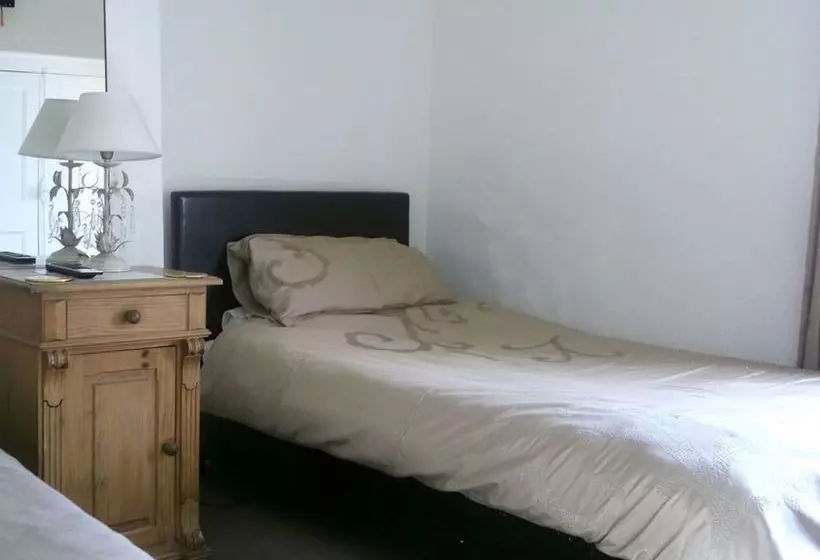 펜션 Whitehouse Holiday Lettings