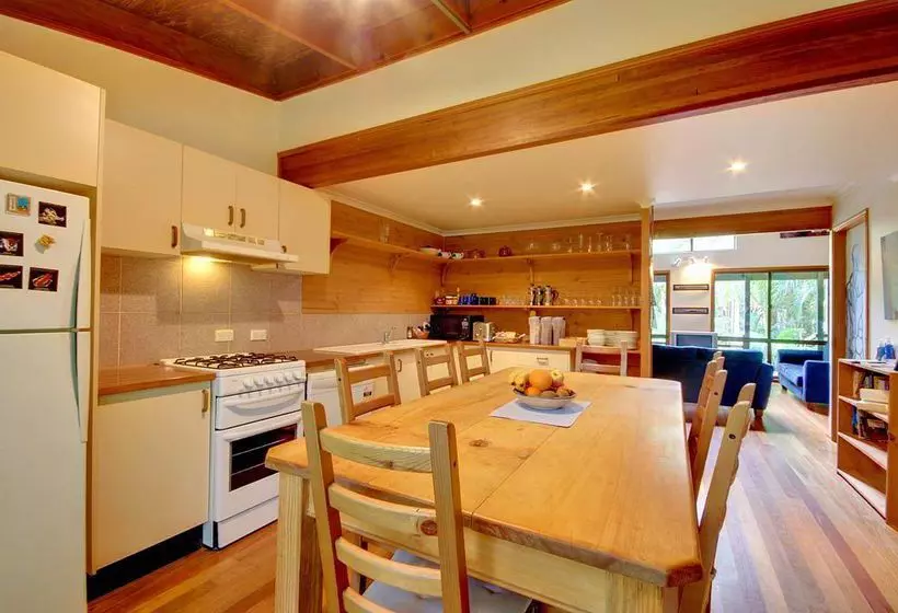 Planula Bed & Breakfast Retreat