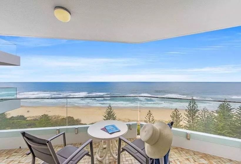 Southern Cross Beachfront Holiday Apartments
