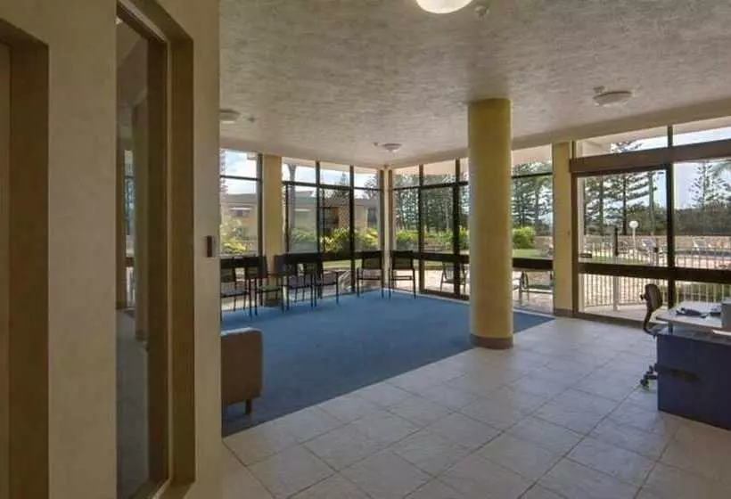 Southern Cross Beachfront Holiday Apartments