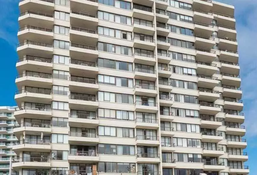 Southern Cross Beachfront Holiday Apartments