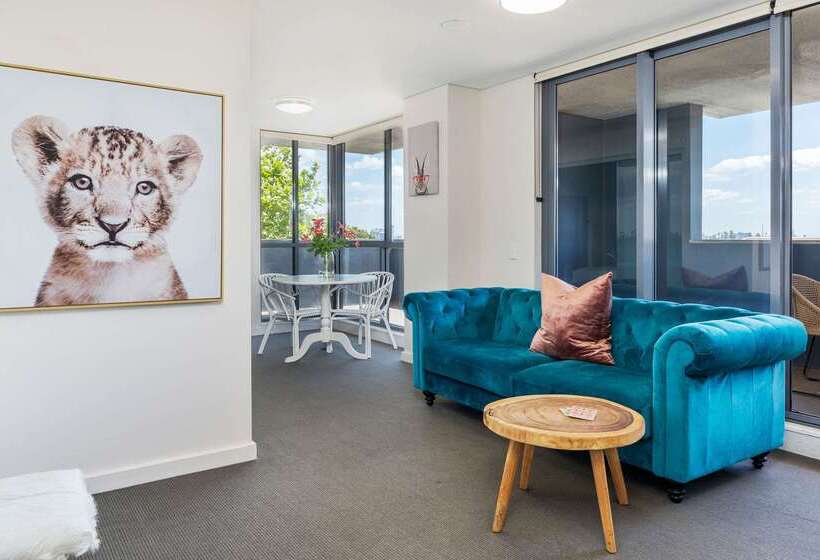 Terminus Apartment Hotel, Ascend Hotel Collection