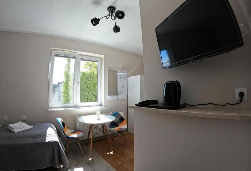 Общежитие Noclegi Na Wspólnej