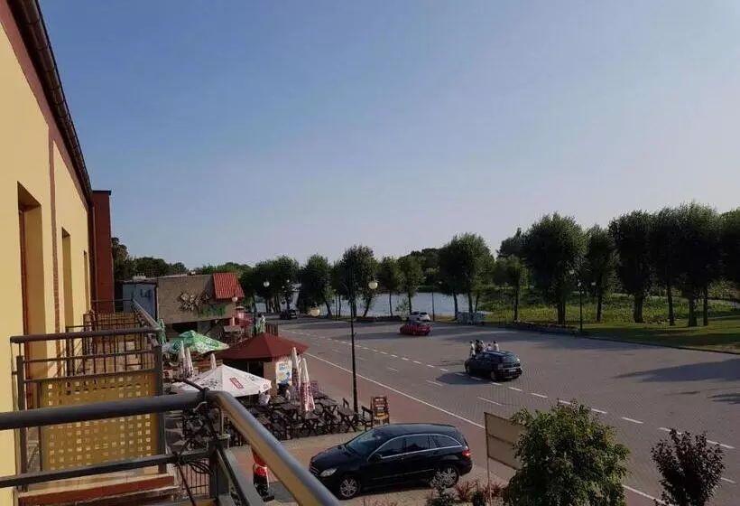 Retkeilymaja Zajazd U Piasta Kołodzieja