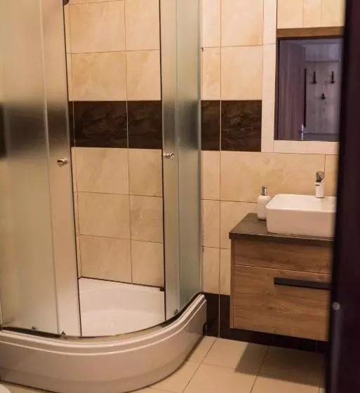 Retkeilymaja Zajazd U Piasta Kołodzieja