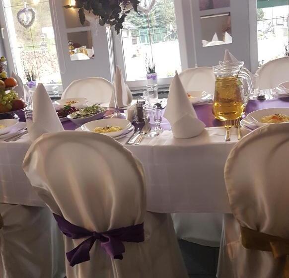 הוסטל Zajazd U Sosny