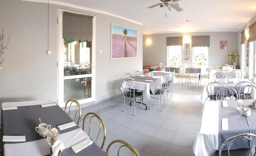 הוסטל Zajazd U Sosny