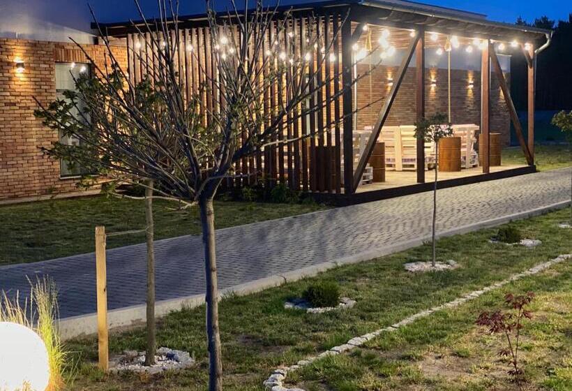 הוסטל Zajazd W Białej