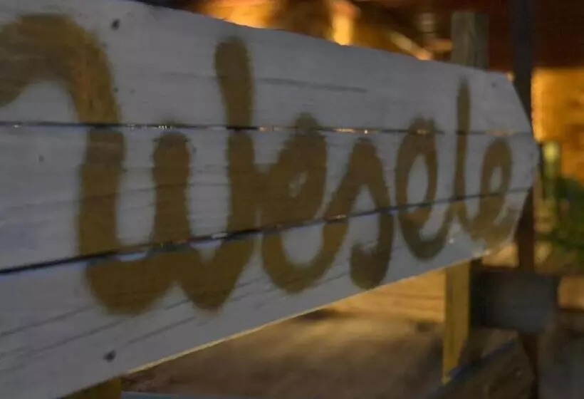 Retkeilymaja Zajazd W Białej