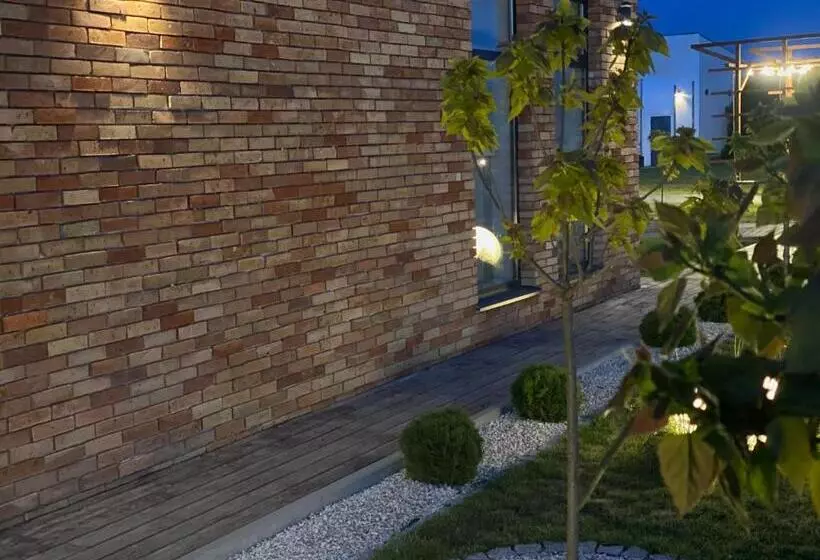 Retkeilymaja Zajazd W Białej