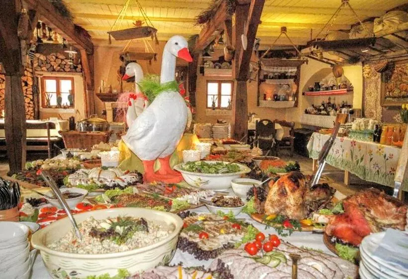 Aamiaismajoitus (B&B) Kiermusy Dworek Nad łąkami