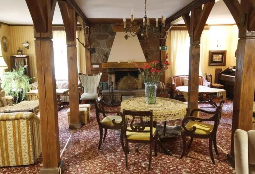 Aamiaismajoitus (B&B) Kiermusy Dworek Nad łąkami