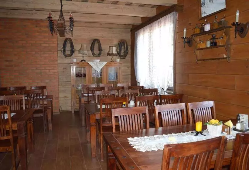 ベッドアンドブレックファースト Oberża