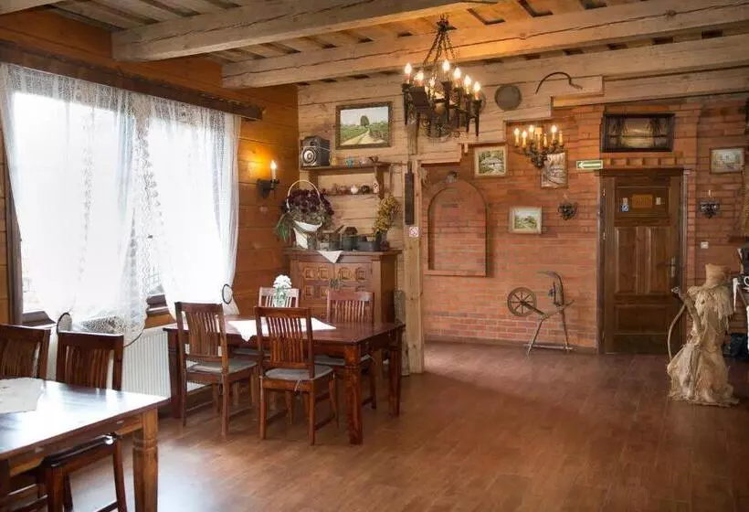 ベッドアンドブレックファースト Oberża