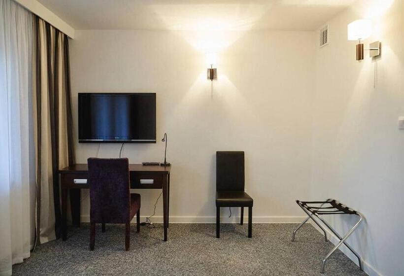 ベッドアンドブレックファースト Parkova   Pokoje Hotelowe