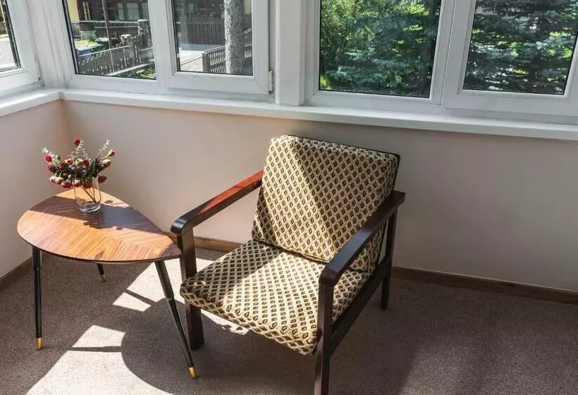 Aamiaismajoitus (B&B) Perła świeradowa