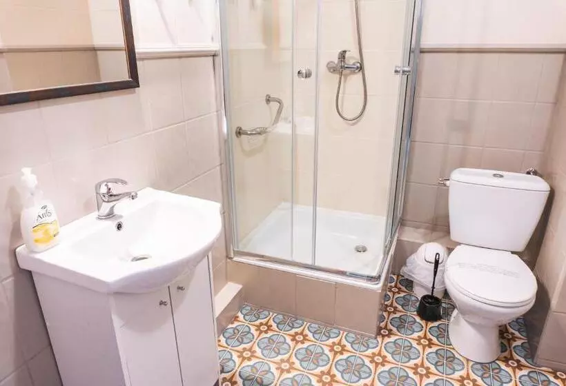 Aamiaismajoitus (B&B) Perła świeradowa