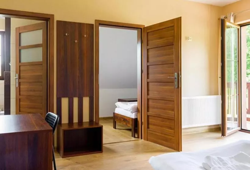 Aamiaismajoitus (B&B) Pod Chmielarzem